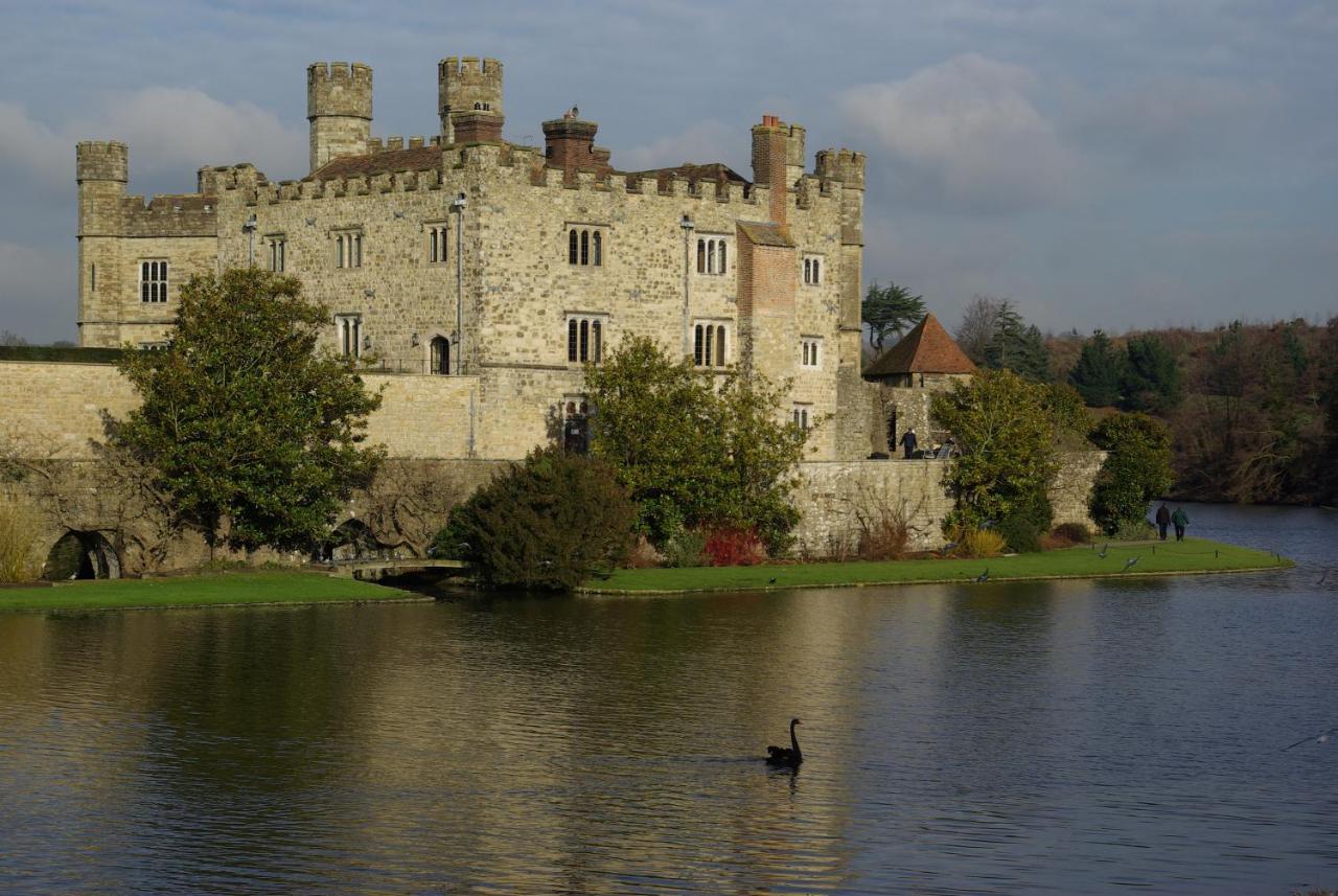 Leeds Castle Maiden'S Tower Panzió Maidstone Kültér fotó